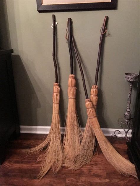 DIY: Create your own porcelain boutique witchcraft broomstick